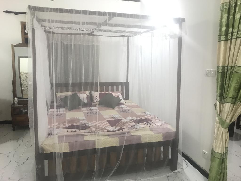 Mount Nature Villa Hikkaduwa Room photo